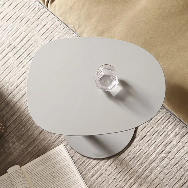 Mesita de noche moderna con acabado antiguo Negro Clearhalo