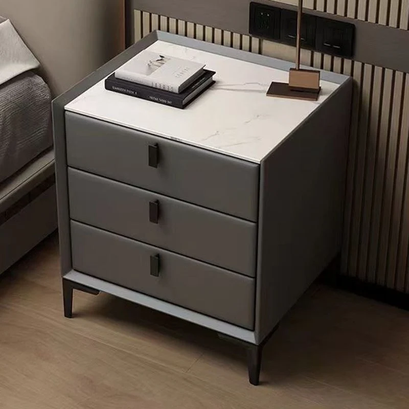 Mesita de noche moderna con 3 cajones y acabado antiguo Gris Clearhalo