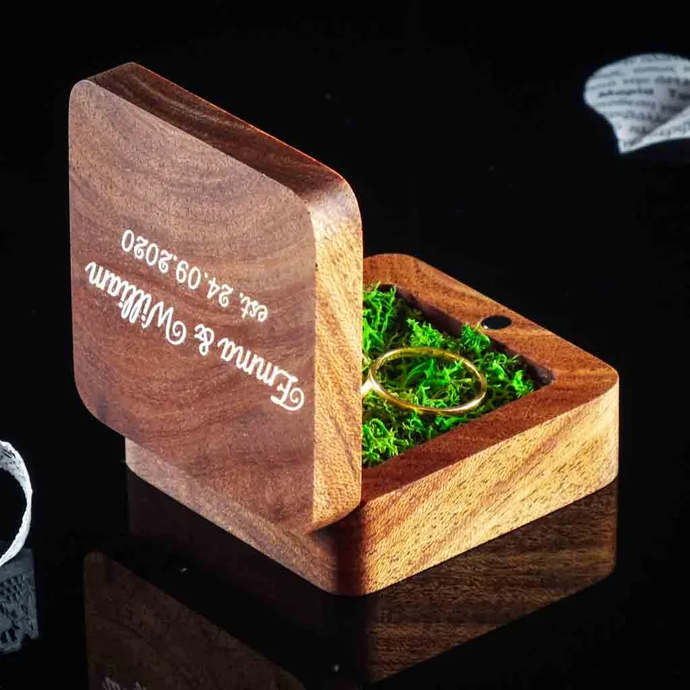 Joyero cuadrado - Caja para anillos con bisagras - Madera de caoba