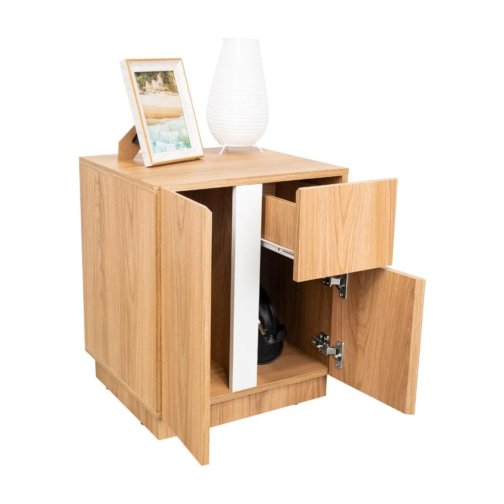 Mesa de Noche Carmi, Fresno Europeo y Blancco Duqueza RTA Design