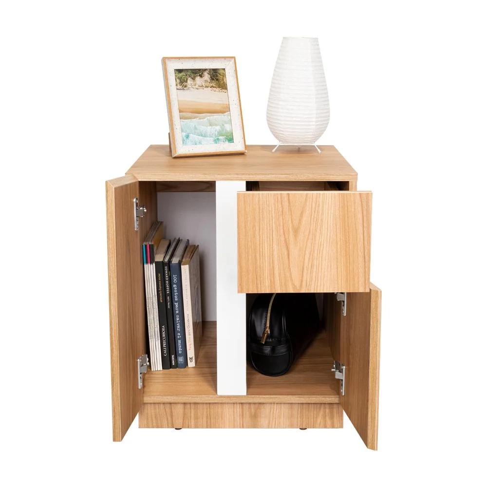 Mesa de Noche Carmi, Fresno Europeo y Blancco Duqueza RTA Design