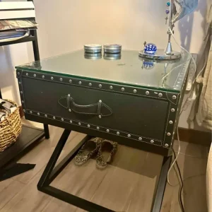 Velador Elegancia en tu Habitación Swappy