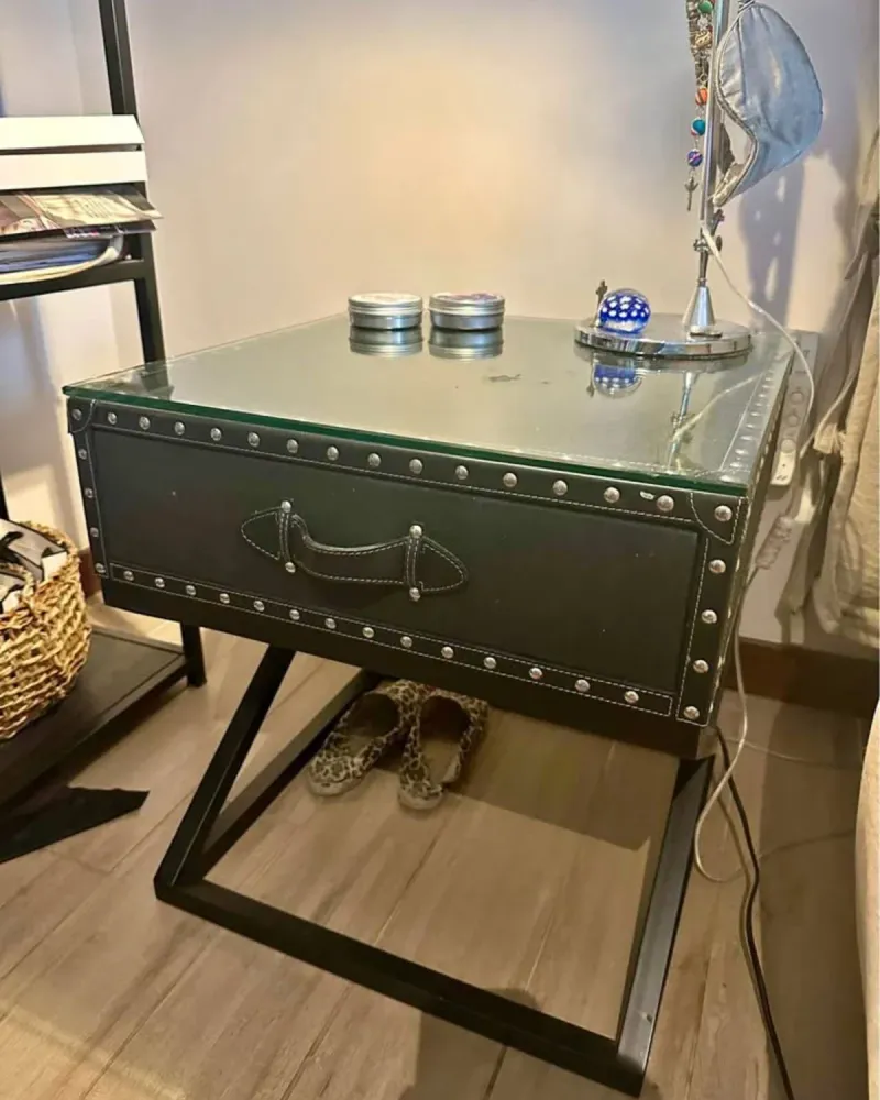 Velador Elegancia en tu Habitación Swappy