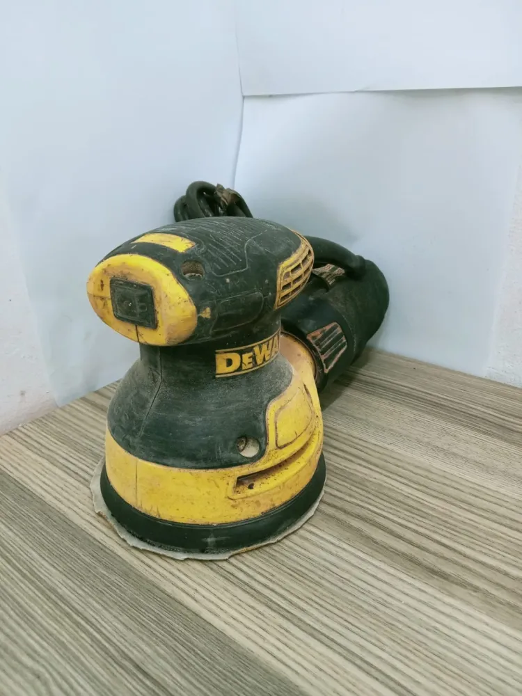 LIJADORA DEWALT-USADO para Uso Intensivo