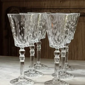 Set mit 6 Weingläsern im Lumiére-Design