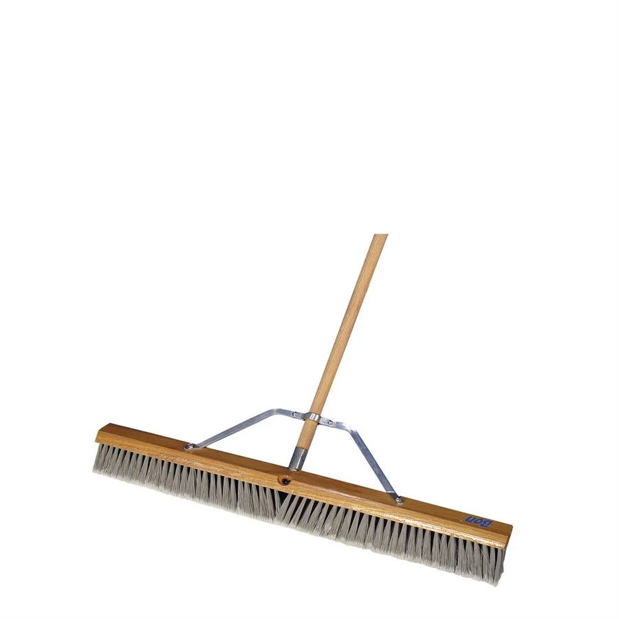 Escoba de trabajo pesado Bon® - Punta plateada con banderillas - 30" - Con refuerzo y mango