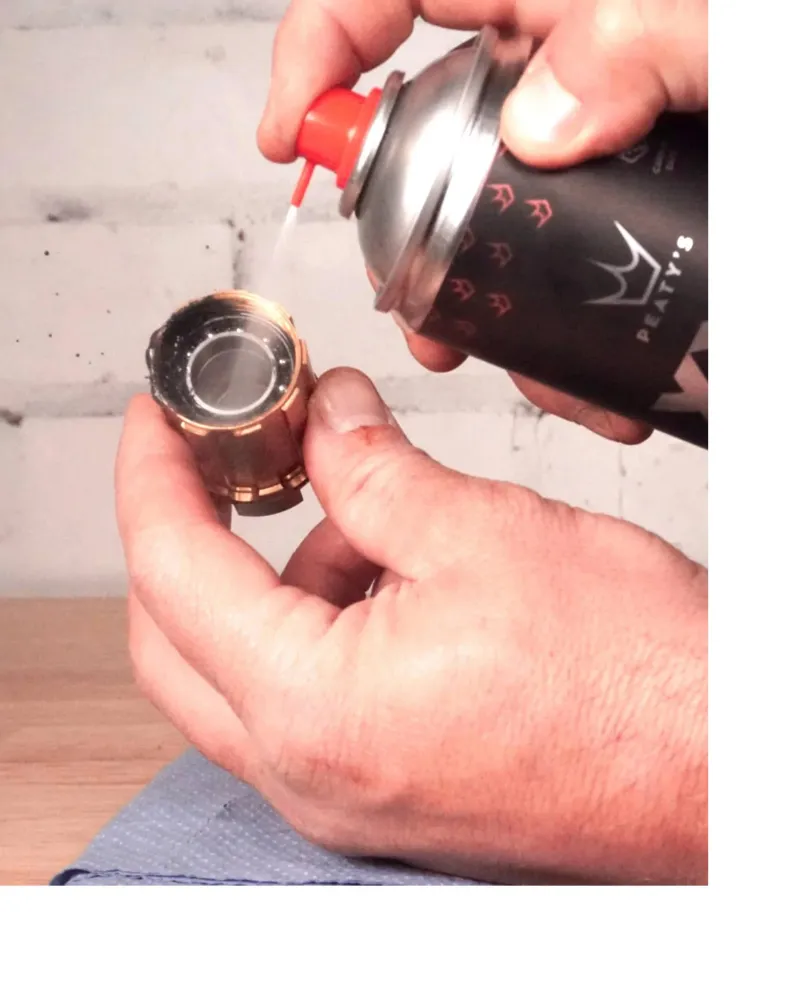 Desengrasante Bicicleta con Disolvente Triple X Peaty's PEATYS