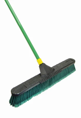 Escoba de empuje de 24" hacia adentro y hacia afuera Quickie