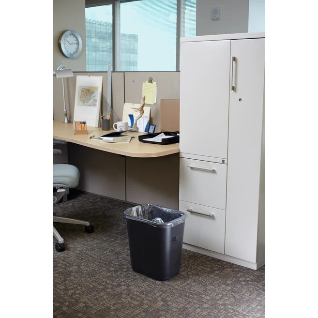CESTO DE BASURA PARA ESCRITORIO RCP MEDIANO, 28 QT Beige Rubbermaid Commercial Products