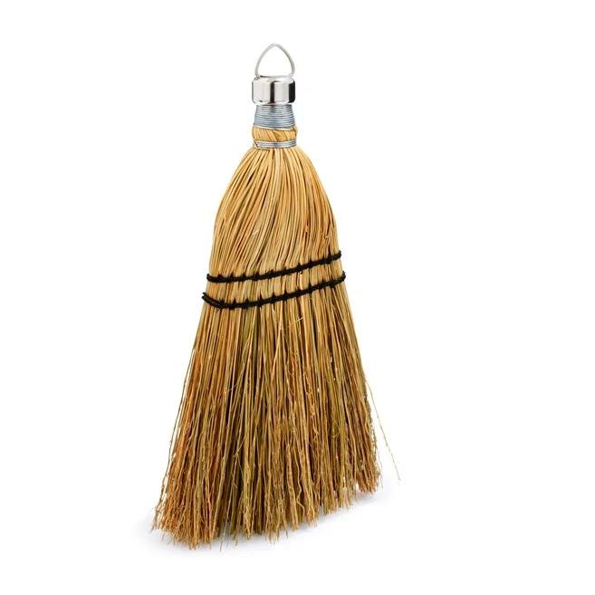 ESCOBA DE FIBRAS NATURALES AMARILLA Rubbermaid Commercial Products