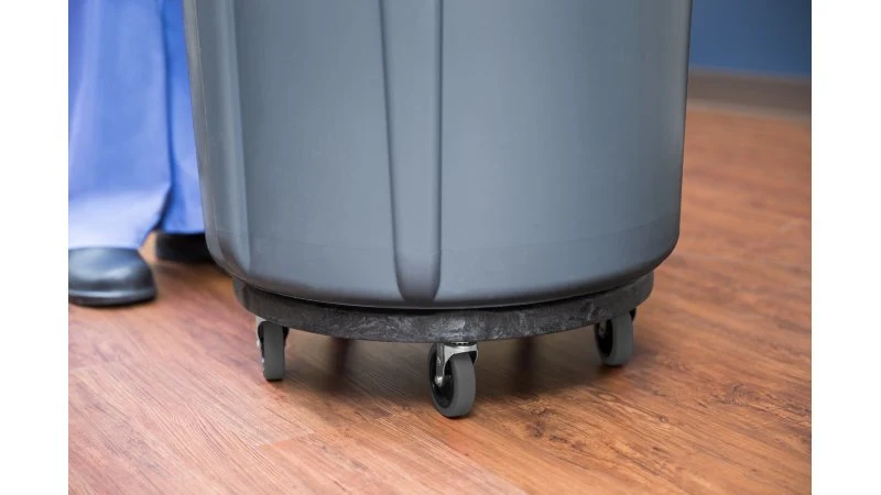 PLATAFORMA CON RUEDAS SILENCIOSA QUIET DOLLY BRUTE Rubbermaid Commercial Products